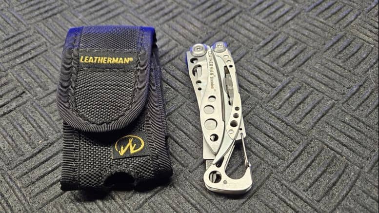 pince multifonction Leatherman Skeletool