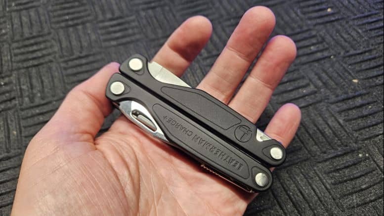 pince multifonction Leatherman Charge+