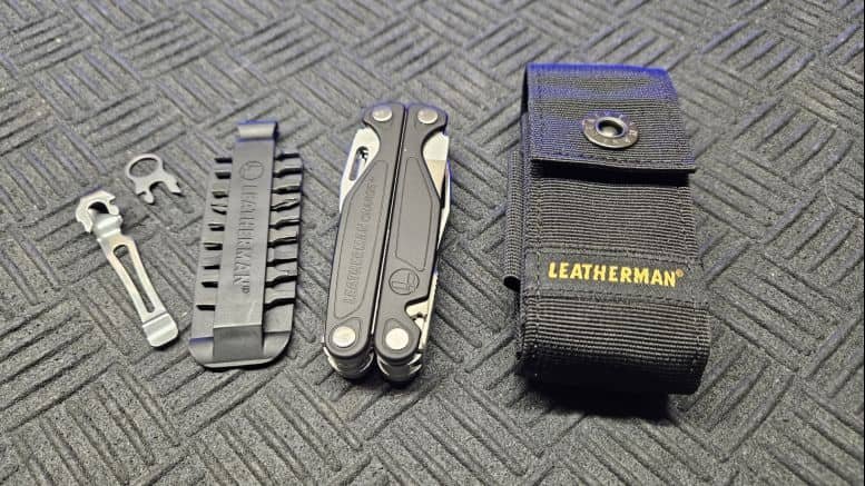 pince multifonction Leatherman Charge+