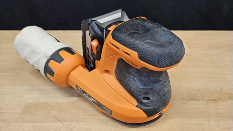 ponceuse excentrique AEG BEX18-125