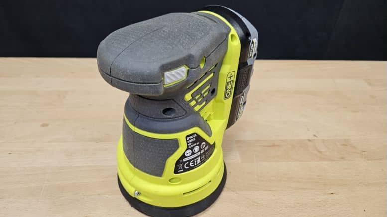 ponceuse excentrique Ryobi R18ROS
