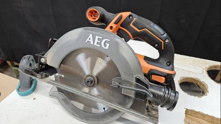 scie circulaire AEG BKS-18C2