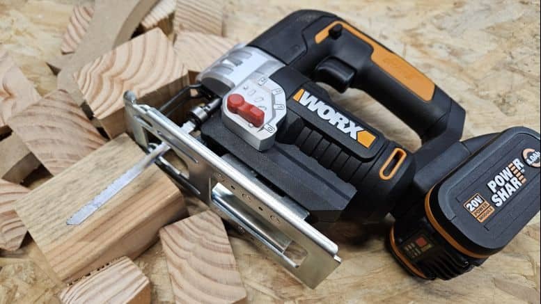 scie sauteuse Worx WX543