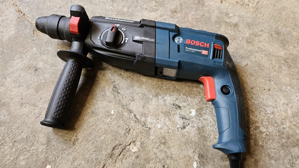 perforateur Bosch Pro GBH 2 28 F