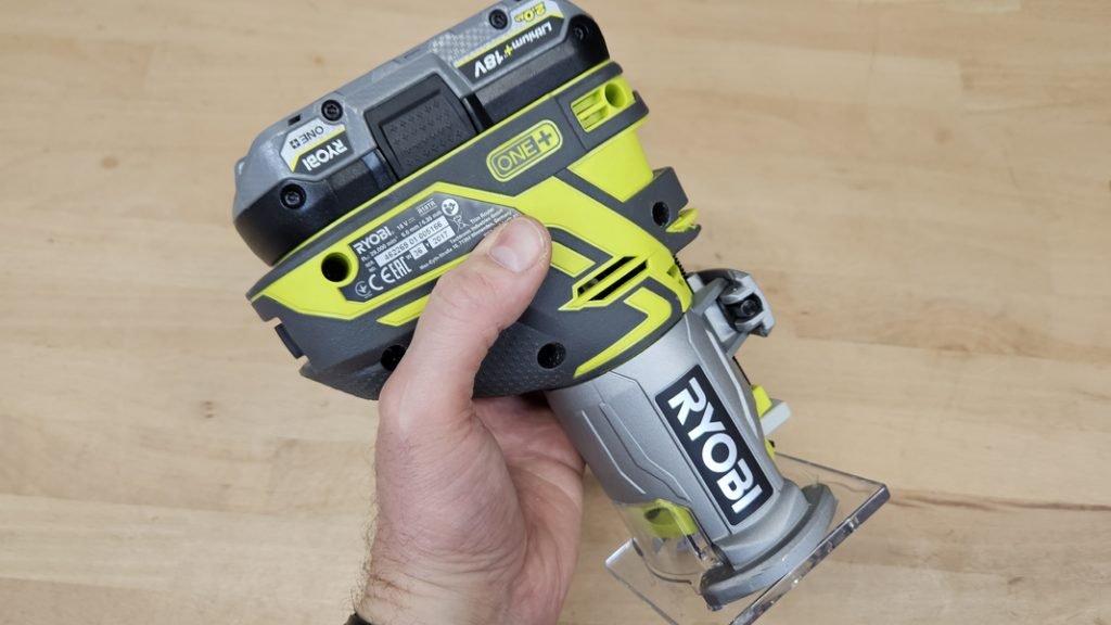 Affleureuse Ryobi R18TR