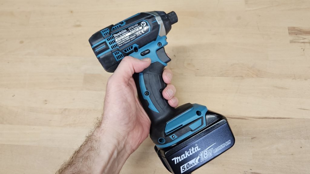 visseuse à choc Makita DTD152