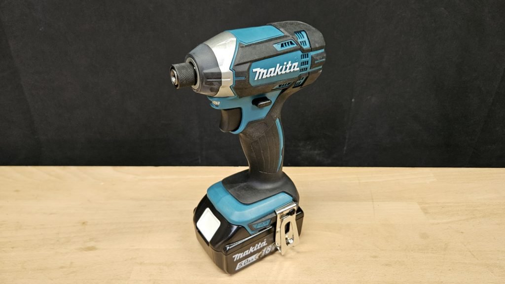 visseuse à choc Makita DTD152