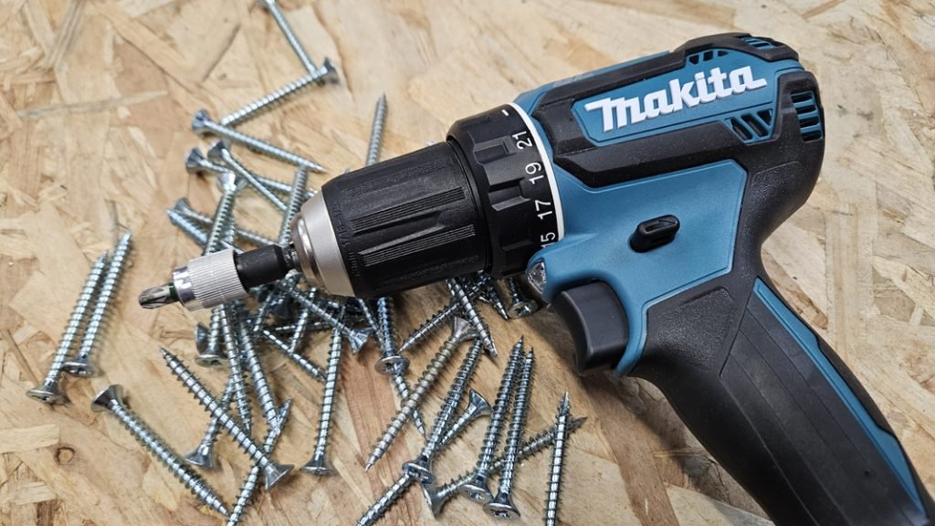 perceuse visseuse Makita DDF485