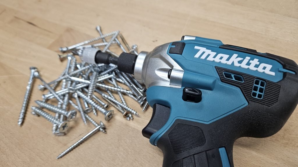 visseuse à choc Makita DTD156