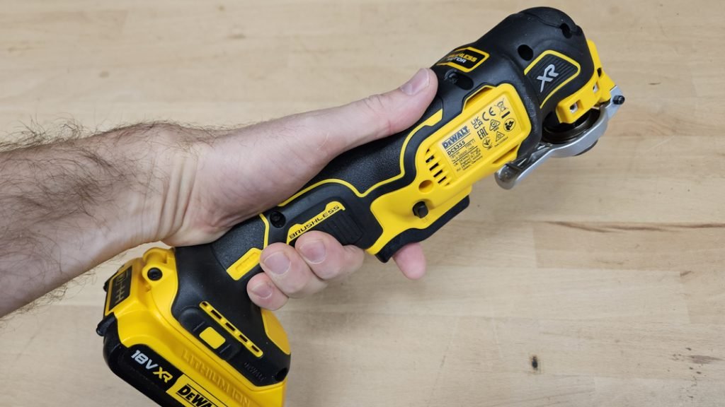 outil multifonction Dewalt DCS355
